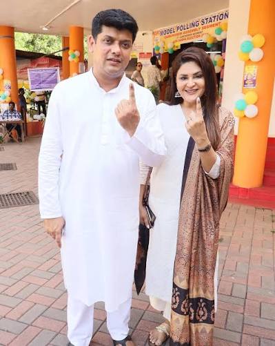 Amit Patkar and his wife after casting their votes